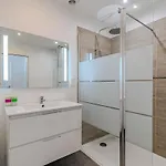 Lafon - Maison 1 1 Salle De Bain Avec Terrasse Feriehus Saint-Médard-en-Jalles