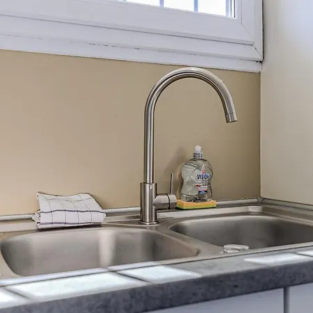 Lafon - Maison 1 1 Salle De Bain Avec Terrasse Ferienhaus Saint-Médard-en-Jalles